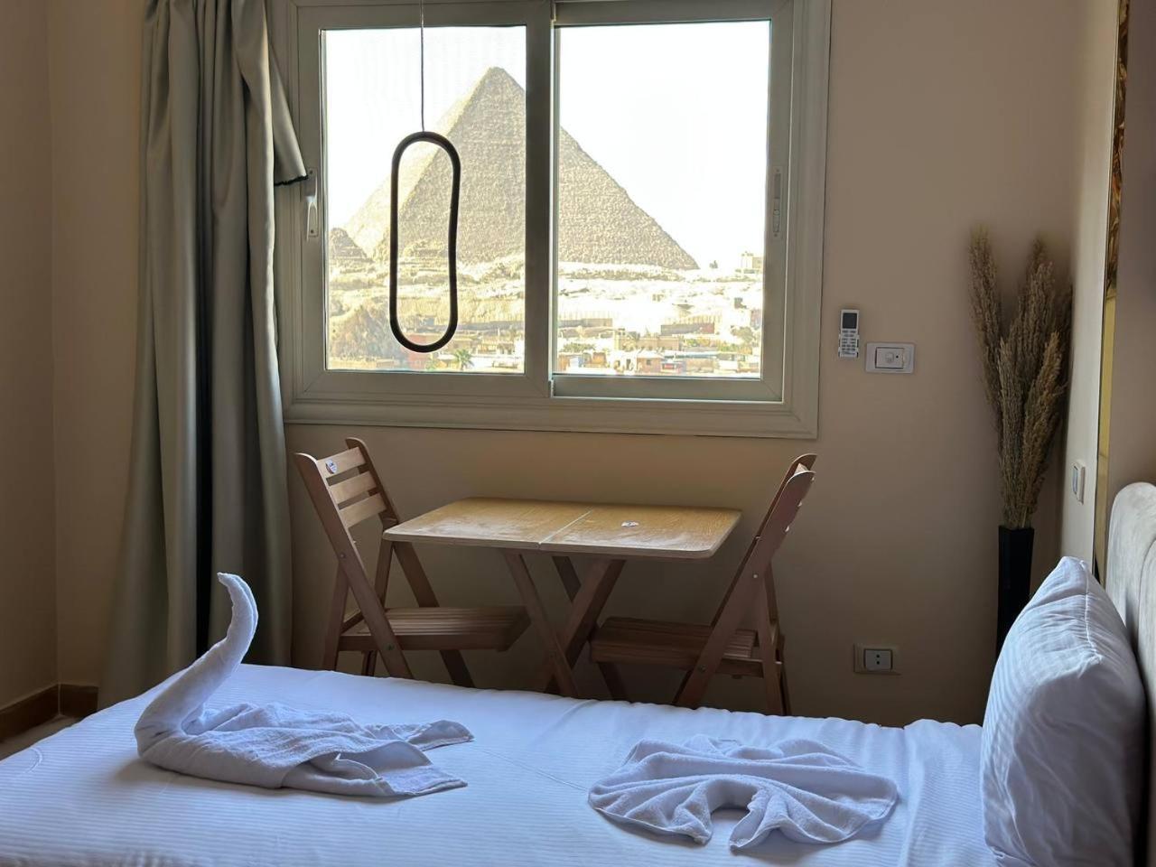 Hotel Moonlight View Pyramids Cairo