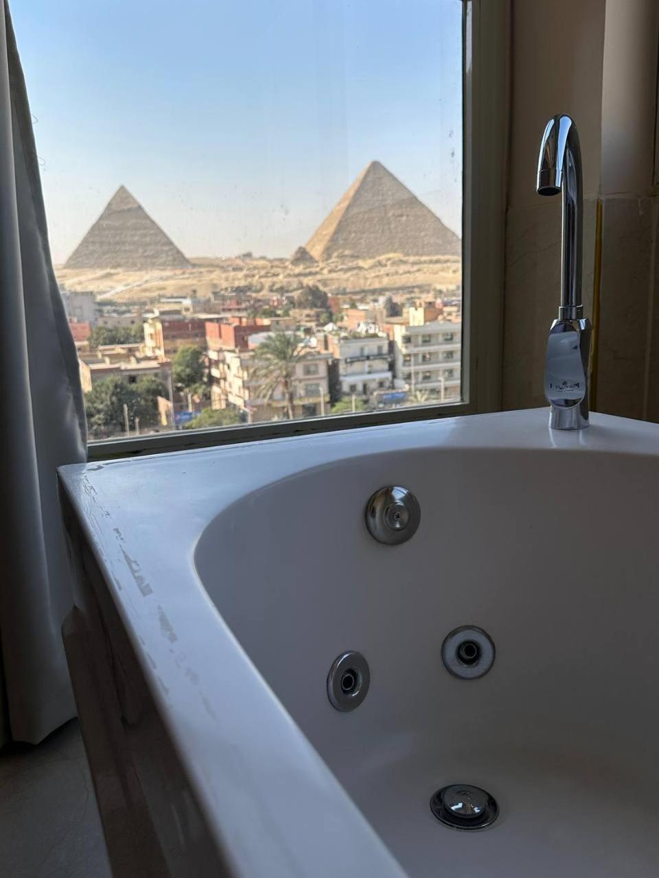 Moonlight View Pyramids Hotel Cairo